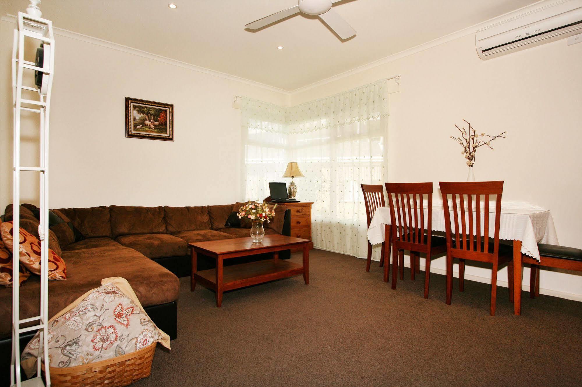 Lisson Holiday Rental เมลเบิร์น ภายนอก รูปภาพ